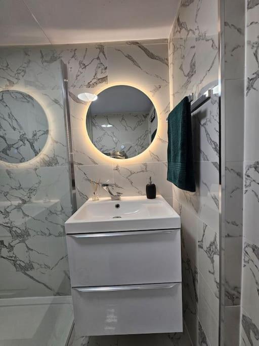 Comfortable Two Bedroom Flat Brighton Ngoại thất bức ảnh